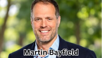 Martin Bayfield